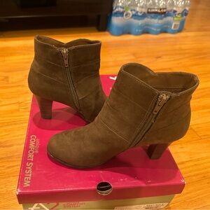 Aerosoles A2 Brown Ankle Boots